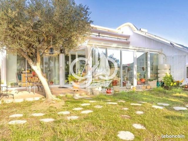 Propriété 4 pièces 100 m²