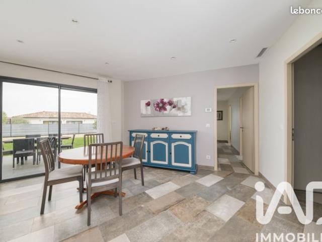 Propriété 4 pièces 100 m²