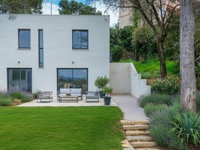 Propriété 4 pièces 100 m²