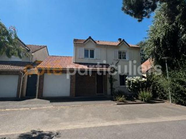 Propriété 4 pièces 100 m²