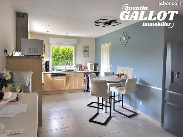 Propriété 4 pièces 101 m²