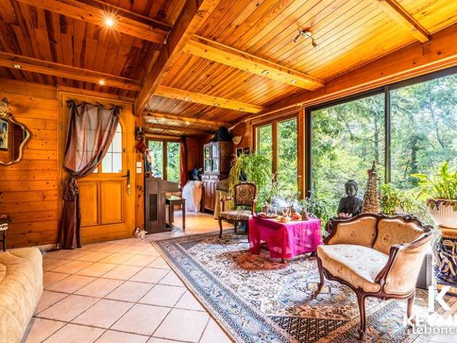 Propriété 4 pièces 101 m²
