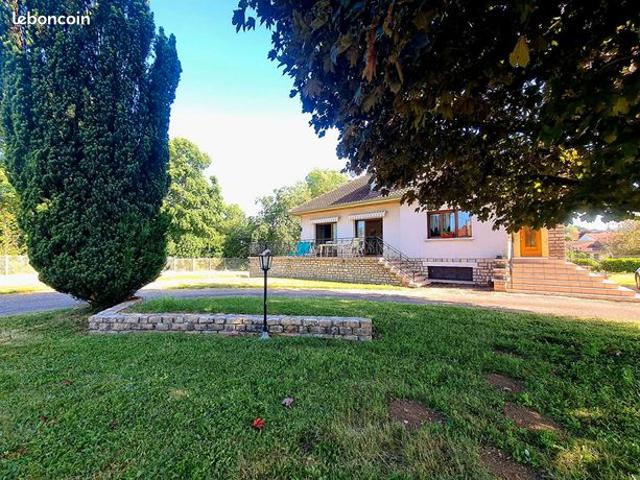 Propriété 4 pièces 101 m²
