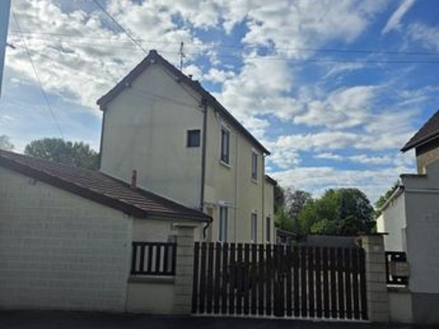 Propriété 4 pièces 101 m²