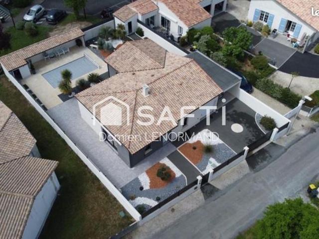 Propriété 4 pièces 101 m²
