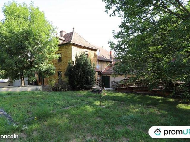 Propriété 4 pièces 102 m²