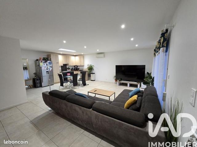 Propriété 4 pièces 102 m²