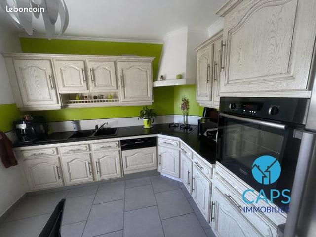 Propriété 4 pièces 103 m²