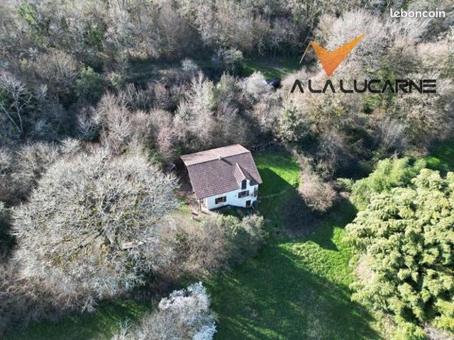 Propriété 4 pièces 114 m²