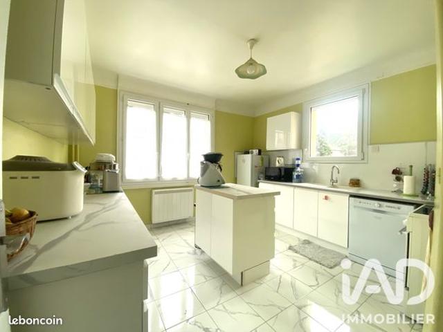 Propriété 4 pièces 114 m²