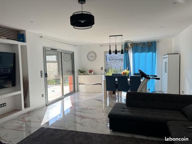 Propriété 4 pièces 119 m²