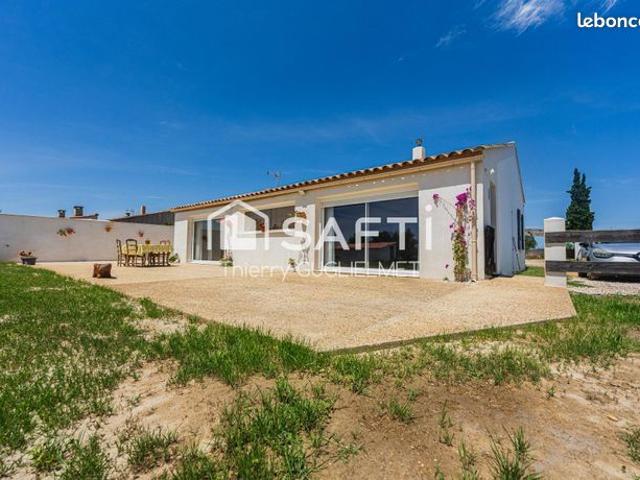 Propriété 7 pièces 240 m²