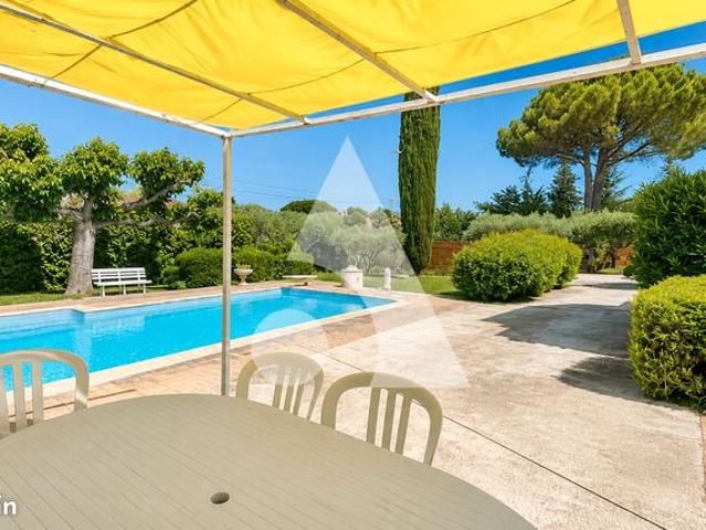 Propriété 4 pièces 110 m²