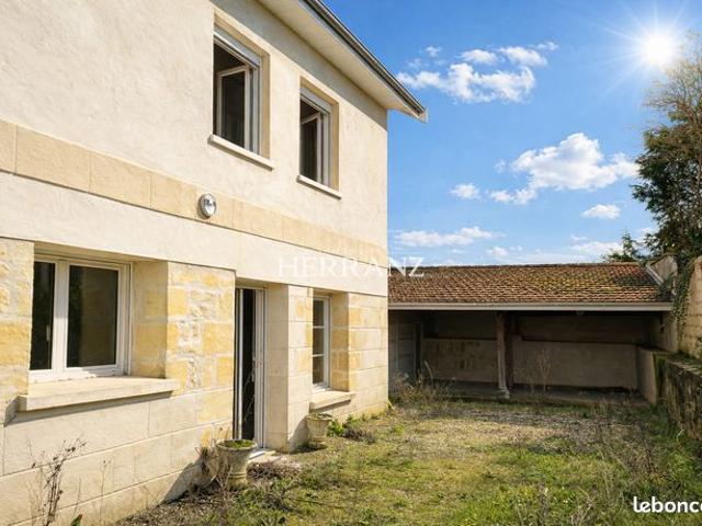 Propriété 4 pièces 110 m²