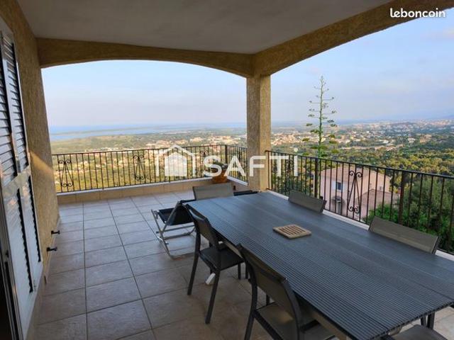 Propriété 4 pièces 112 m²
