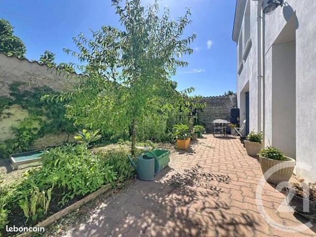 Propriété 4 pièces 112 m²