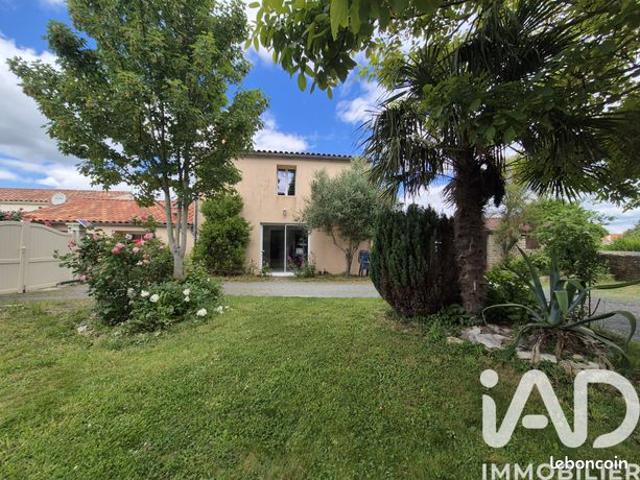Propriété 4 pièces 112 m²