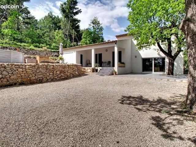 Propriété 4 pièces 124 m²
