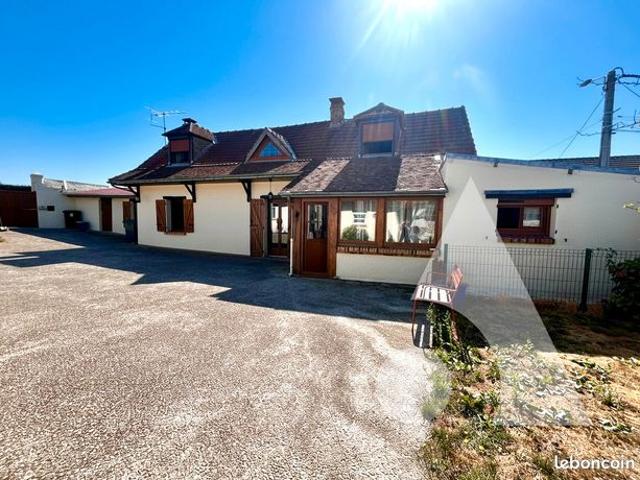 Propriété 4 pièces 125 m²