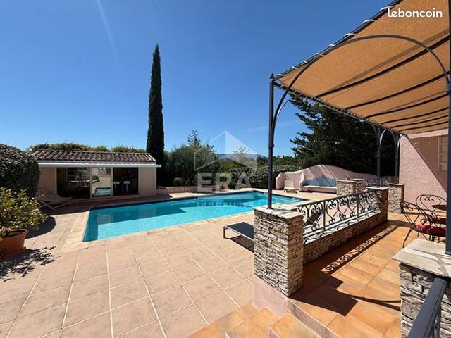 Propriété 4 pièces 125 m²