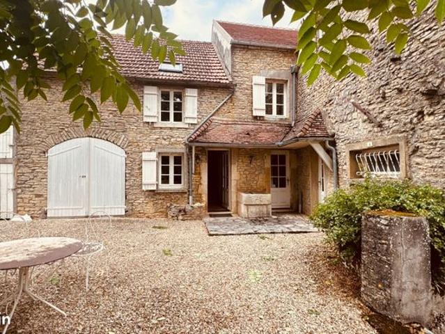 Propriété 4 pièces 126 m²
