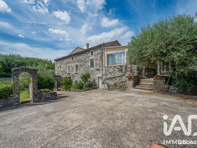 Propriété 4 pièces 126 m²