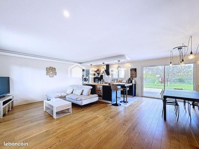 Propriété 4 pièces 127 m²