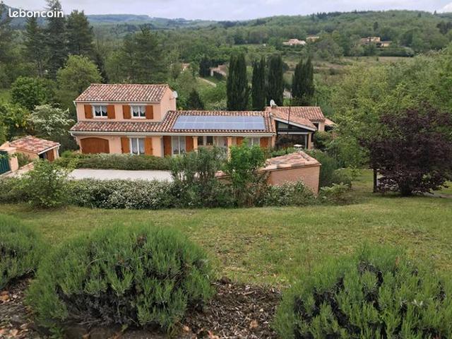 Propriété 4 pièces 128 m²
