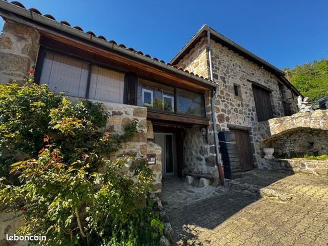 Propriété 4 pièces 129 m²