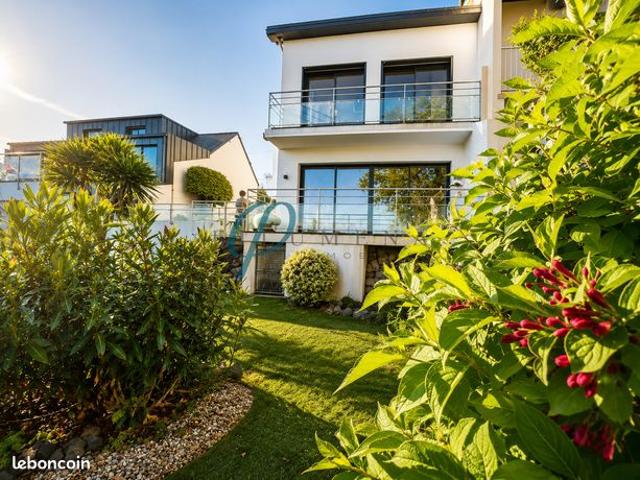 Propriété 4 pièces 129 m²
