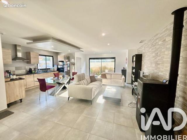 Propriété 4 pièces 120 m²
