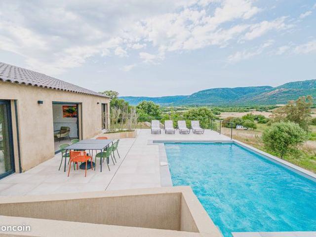 Propriété 4 pièces 120 m²
