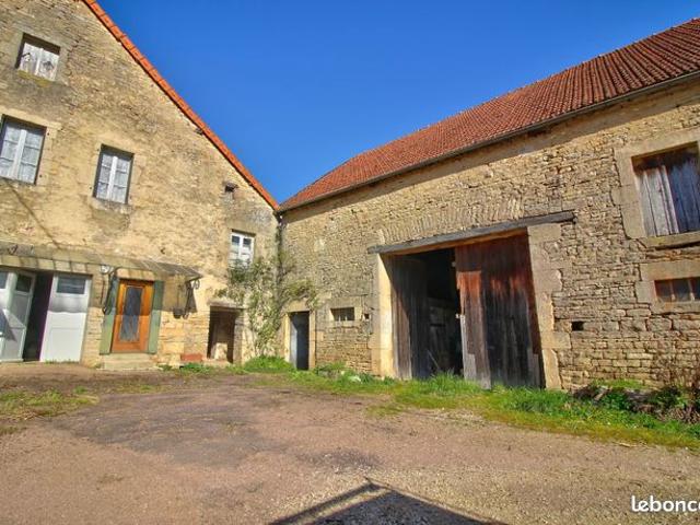 Propriété 4 pièces 120 m²
