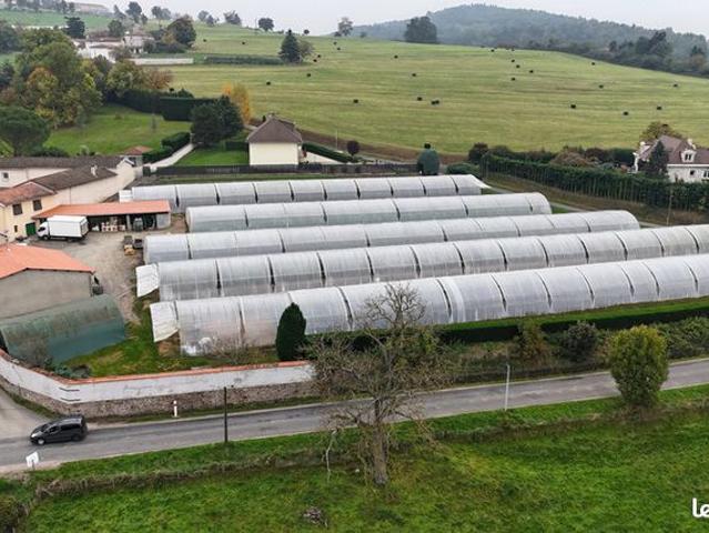 Propriété 4 pièces 120 m²
