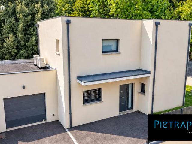 Propriété 4 pièces 120 m²