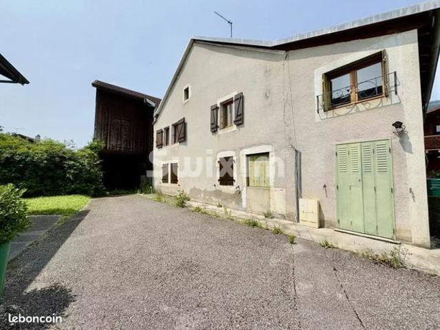 Propriété 4 pièces 122 m²