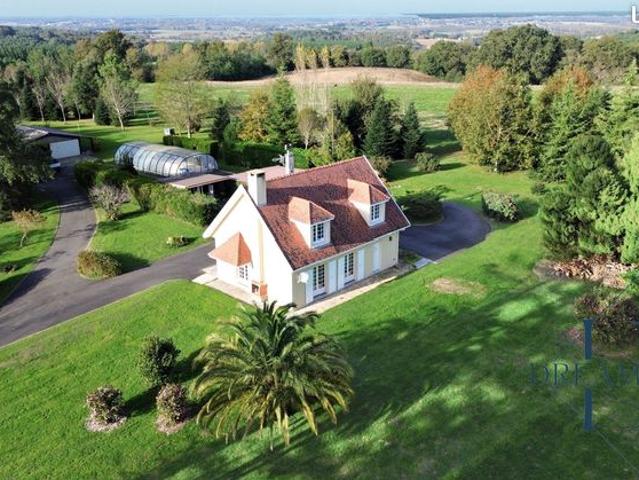 Propriété 4 pièces 123 m²