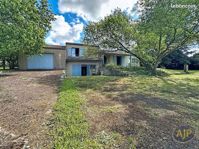 Propriété 4 pièces 123 m²