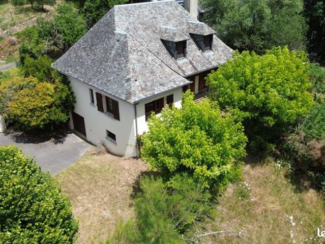 Propriété 4 pièces 123 m²