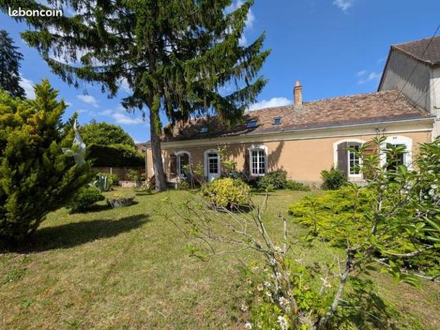 Propriété 4 pièces 123 m²