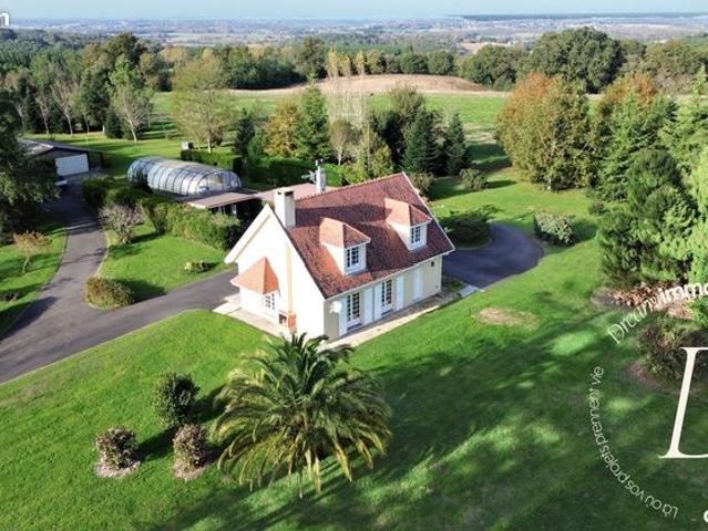 Propriété 4 pièces 123 m²