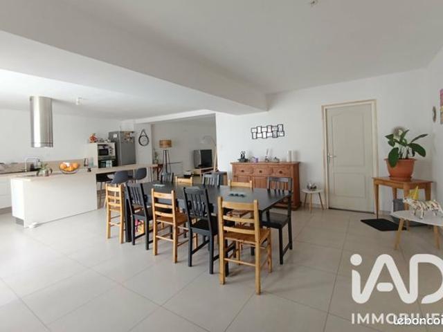 Propriété 4 pièces 134 m²