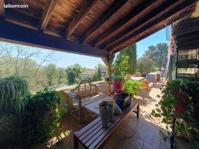 Propriété 4 pièces 134 m²