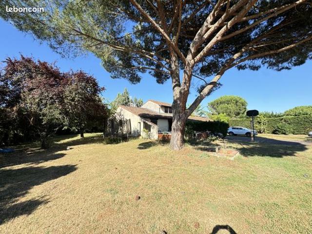 Propriété 4 pièces 135 m²