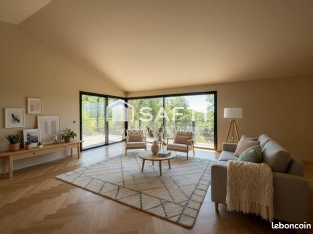 Propriété 4 pièces 135 m²