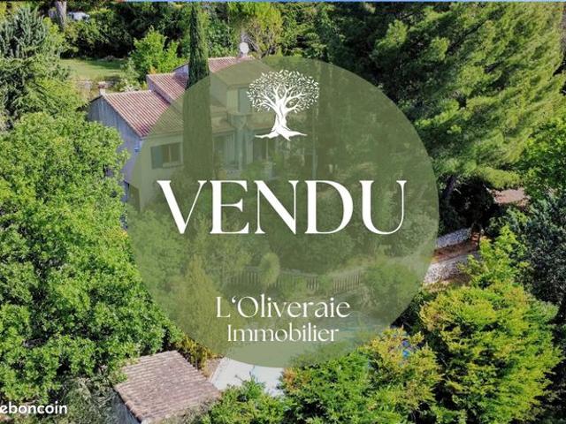 Propriété 4 pièces 137 m²