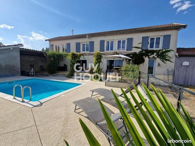 Propriété 4 pièces 138 m²