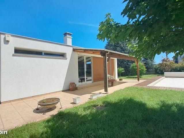 Propriété 4 pièces 138 m²