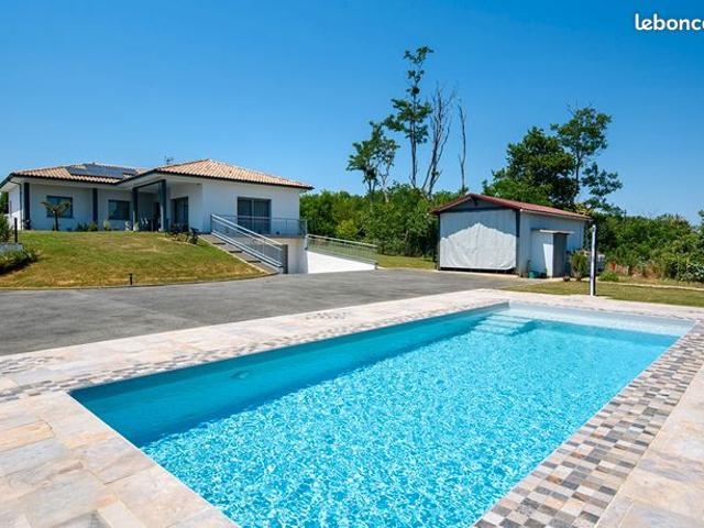 Propriété 4 pièces 138 m²