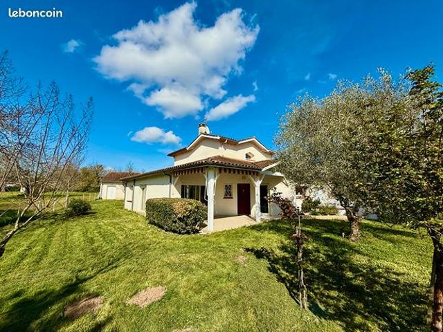 Propriété 4 pièces 139 m²